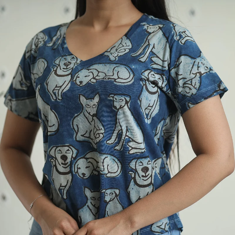 2024-072-1-46-bindaas-block-art-printed-cotton-women-v-neck-t-shirt-10