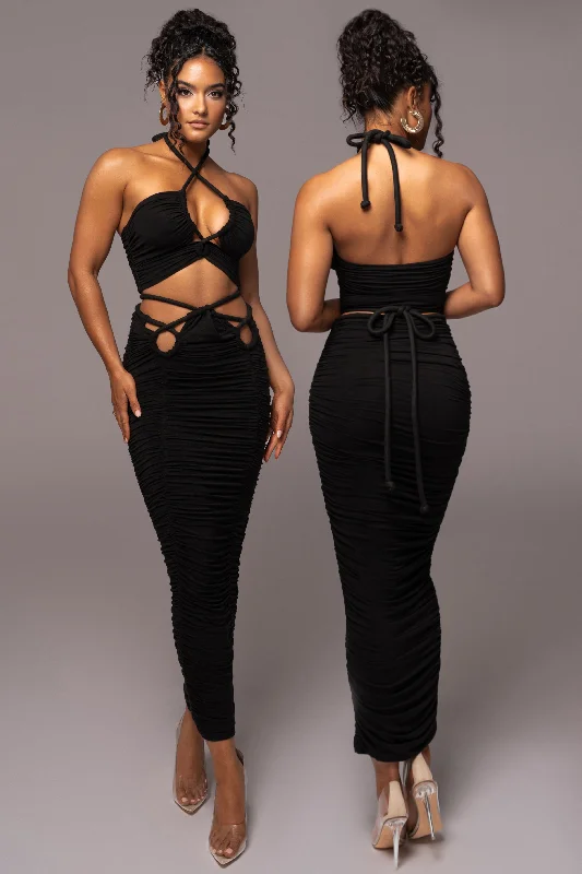 black-go-the-distance-skirt-set