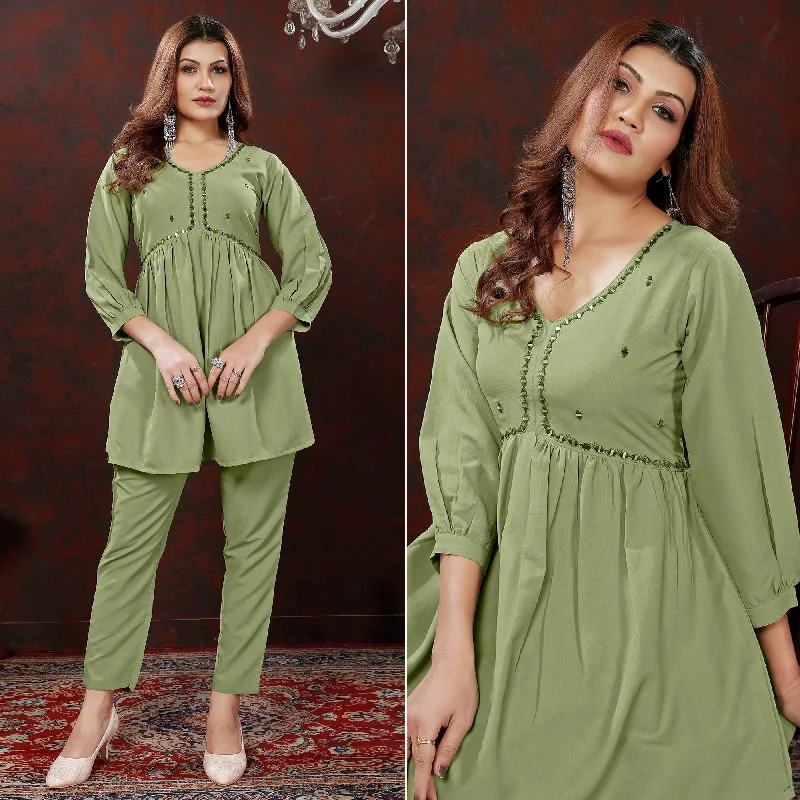 Green Embroidered Cotton Blend Co Ord Set