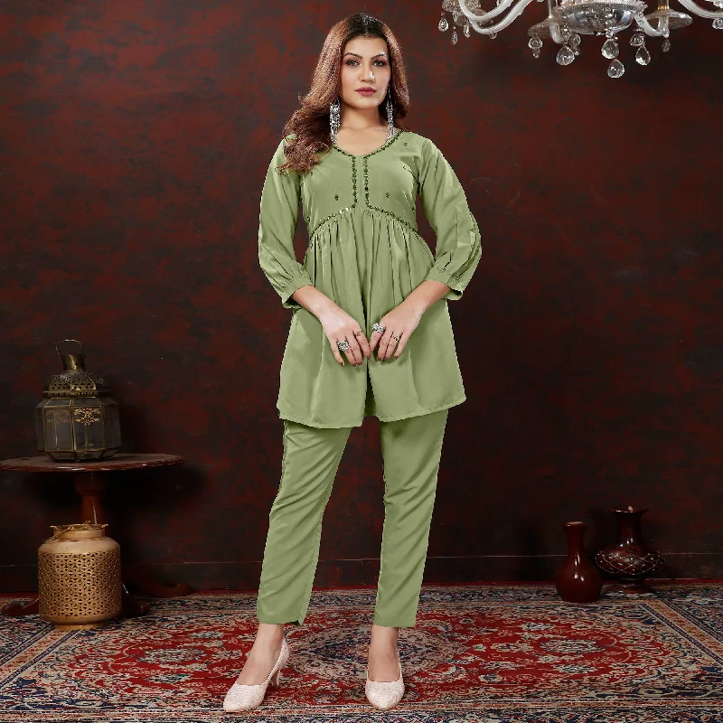 green-embroidered-cotton-blend-co-ord-set