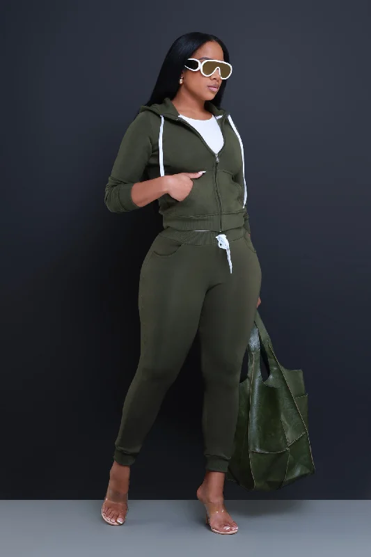 like-that-jogger-set-olive