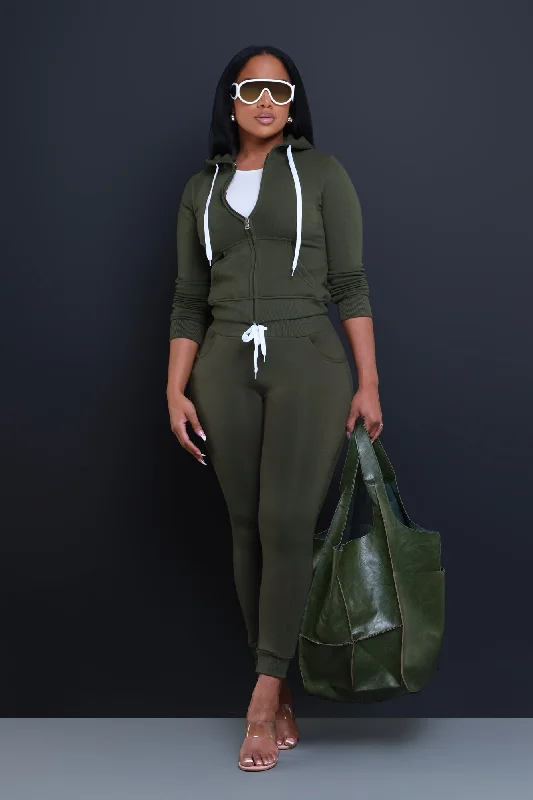 like-that-jogger-set-olive