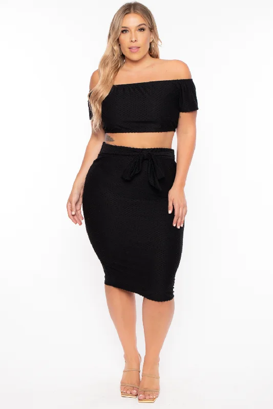 Plus Size Off The Shoulder Textured Matching Set - Black