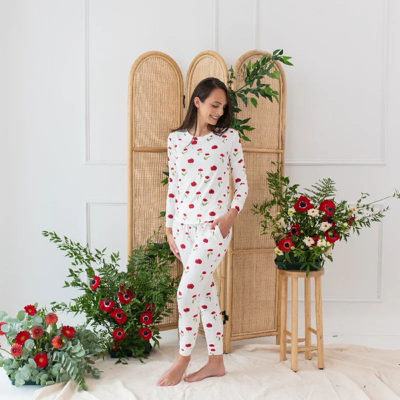 womens-jogger-pajama-set-in-cloud-poppies