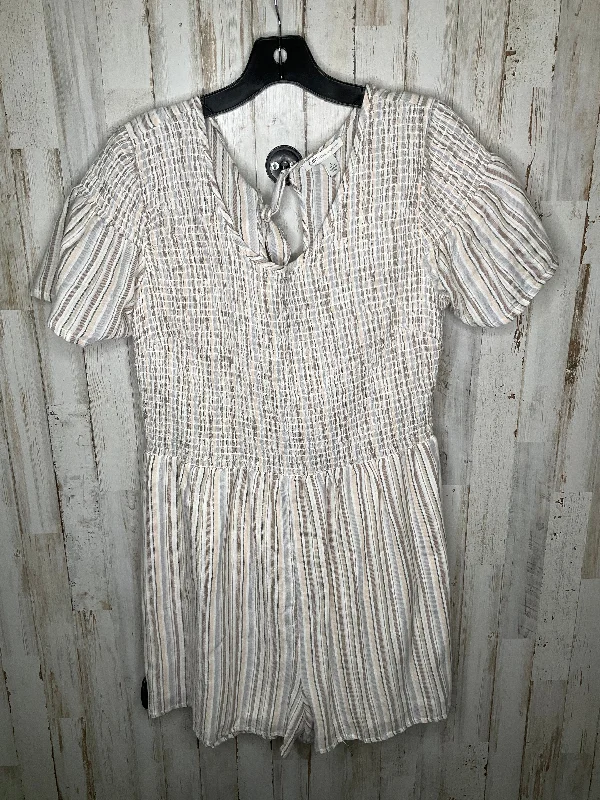 Striped Pattern Romper Cato, Size L