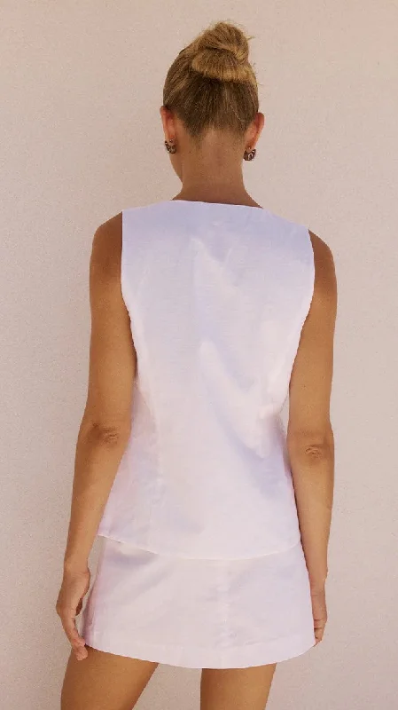 ascend-vest-white