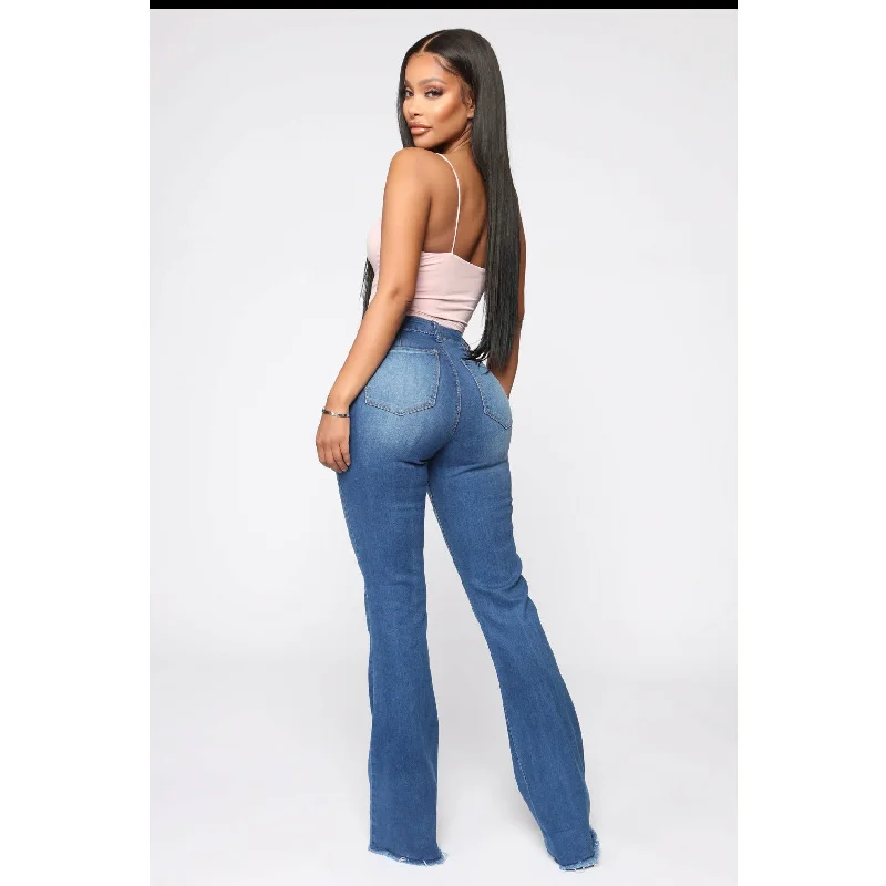 bellbottom-high-waisted-jeans-7