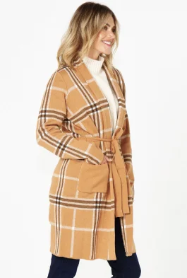 betty-basics-hampshire-cardigan-beige-plaid