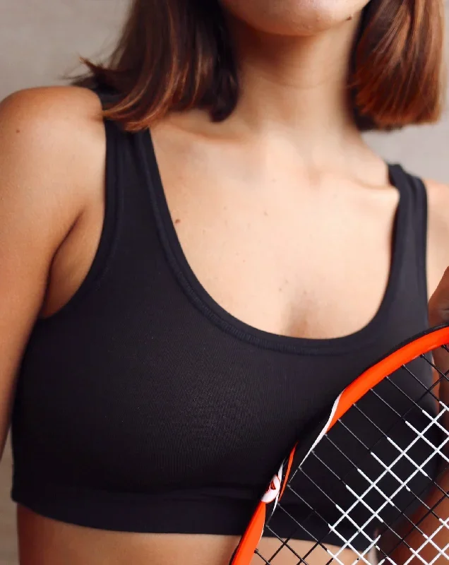 black-sporty-bralette