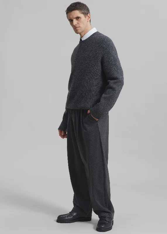 emory-sweater-charcoal