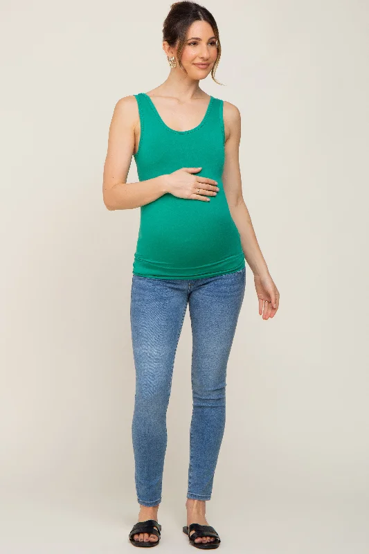 green-seamless-maternity-tank-top