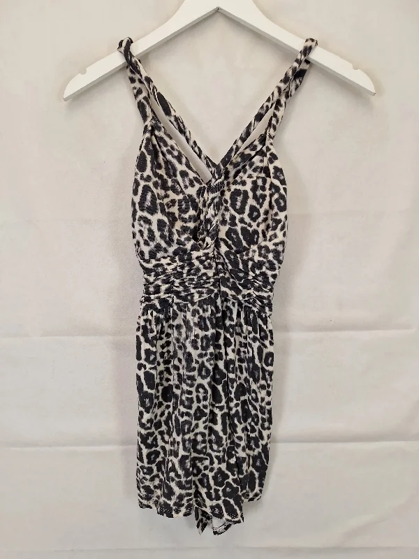 guess-v-neck-cheetah-print-tank-top-size-m-b026-336-wh