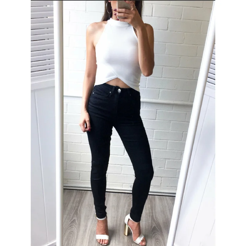 high-waisted-black-skinny-jeans-4