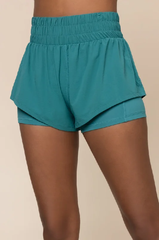 high-waisted-supershort-emerald