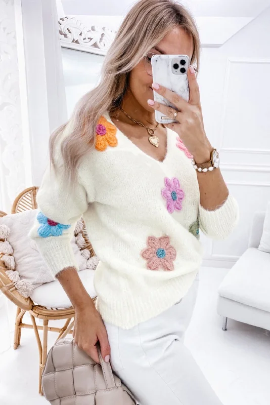 kash-v-neck-flower-sweater