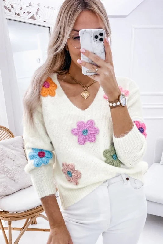 kash-v-neck-flower-sweater