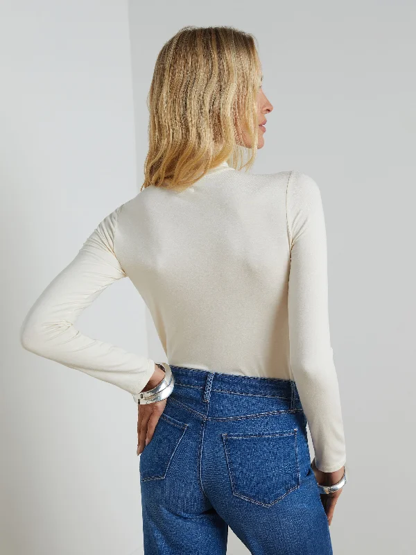 lani-turtleneck-vintage-white