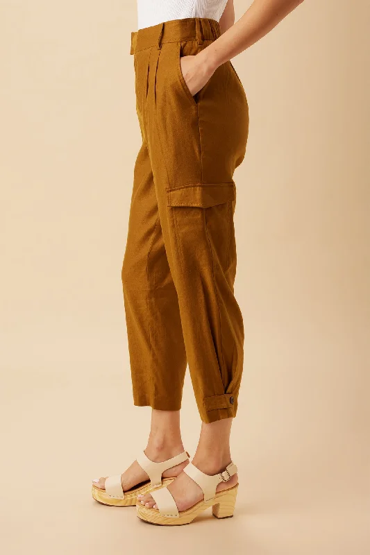 lyle-femme-fete-stretch-cargo-pant-spice