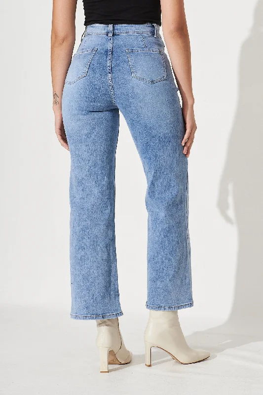 margaret-high-rise-wide-leg-jean-in-light-blue-denim