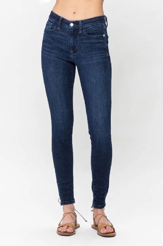 Mid-Rise Skinny Jeans In Dark Blue