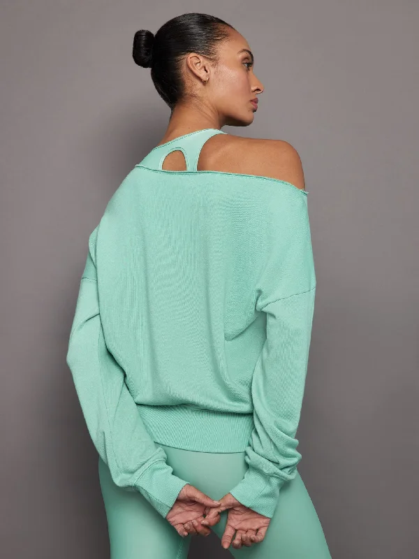 off-shoulder-sweatshirt-wasabi