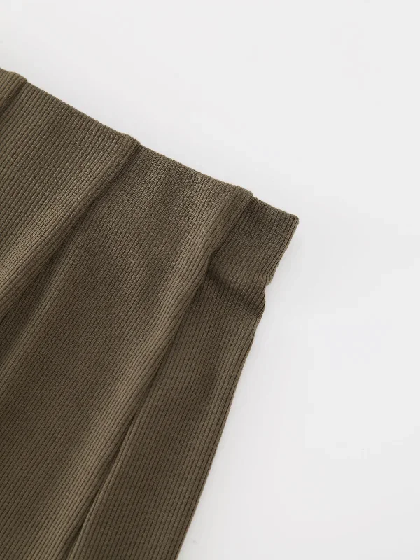 panel-ribbed-skirt-olive