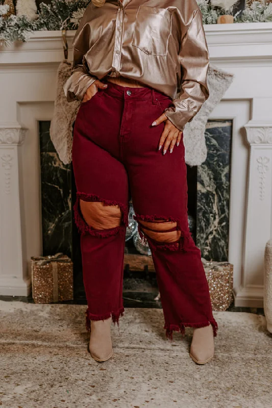 risen-the-eras-high-waist-distressed-jean-in-wine-curves