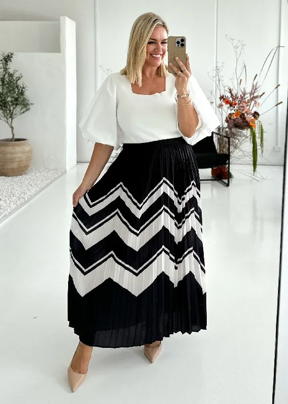 siklsa-maxi-skirt-navy-aztec