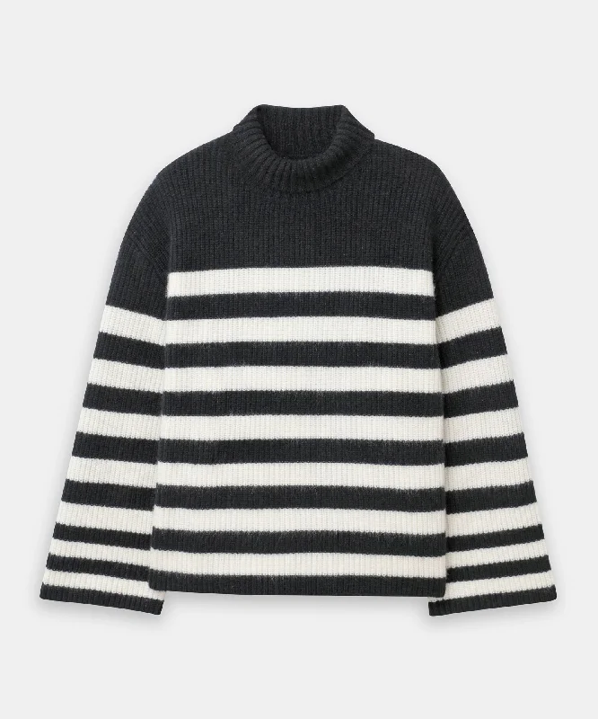 super-luxe-cashmere-striped-turtleneck