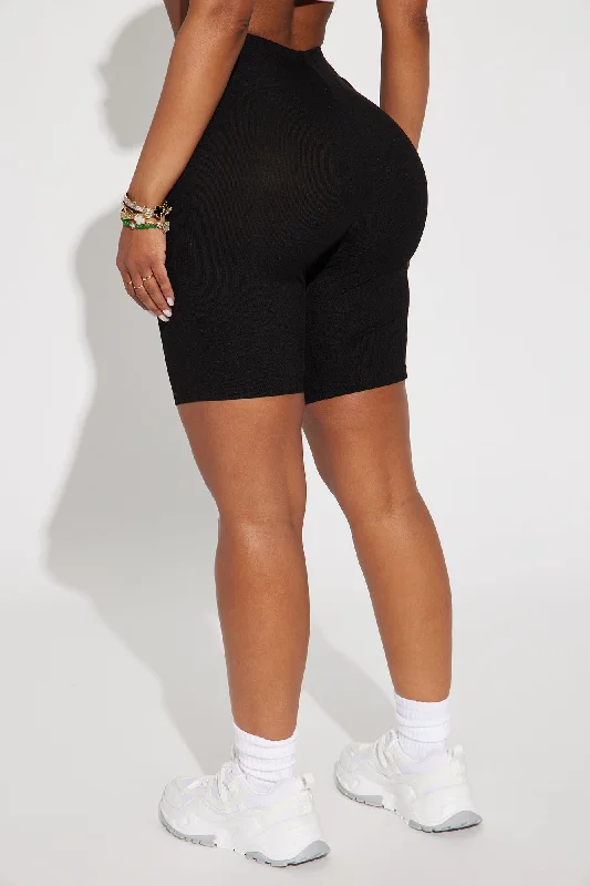 too-good-ribbed-biker-short-black