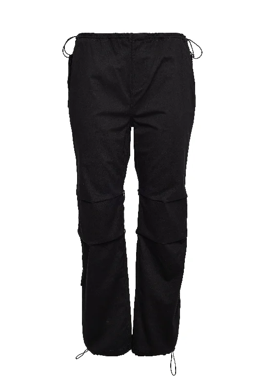 utility-cargo-pants-black