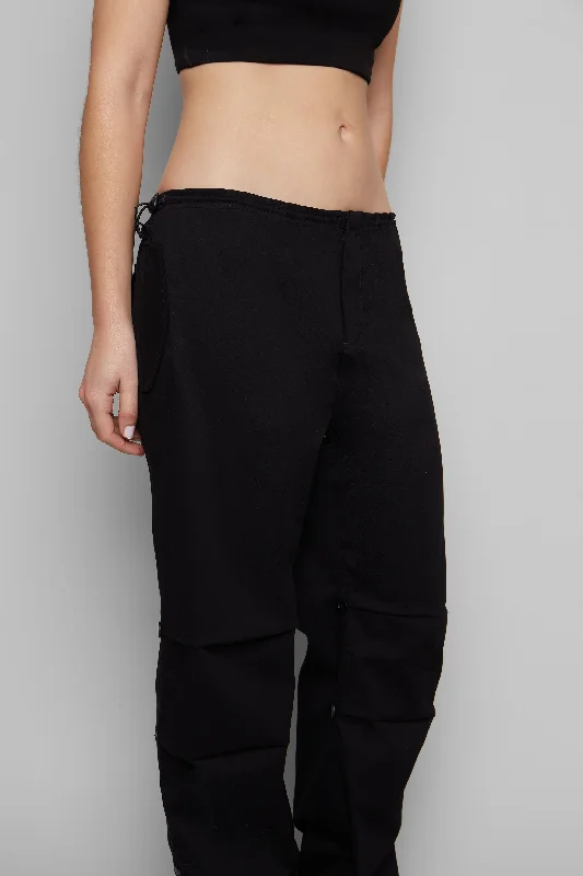 utility-cargo-pants-black