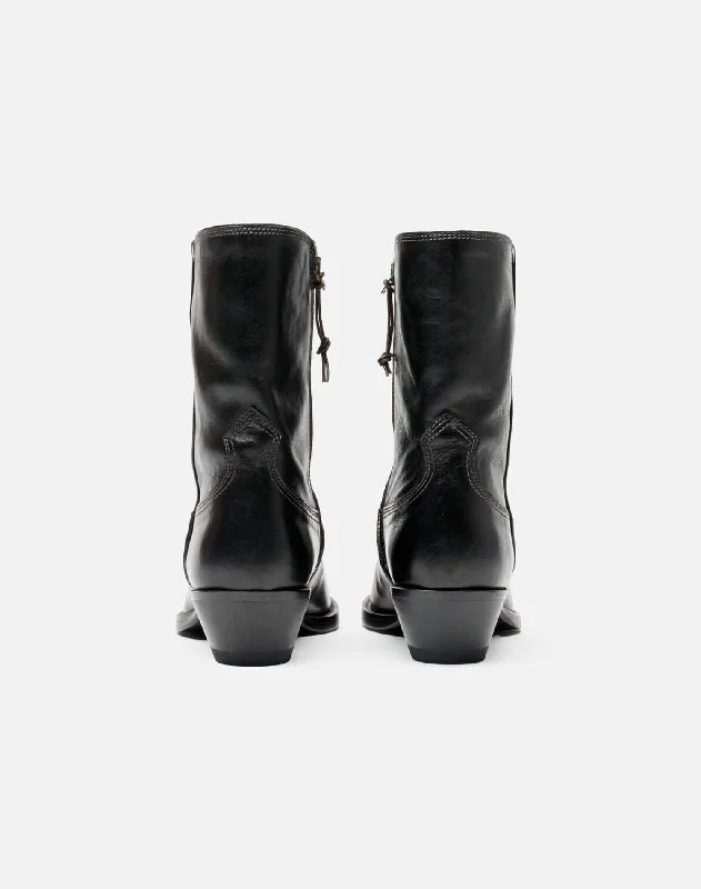 western-boot-black-leather